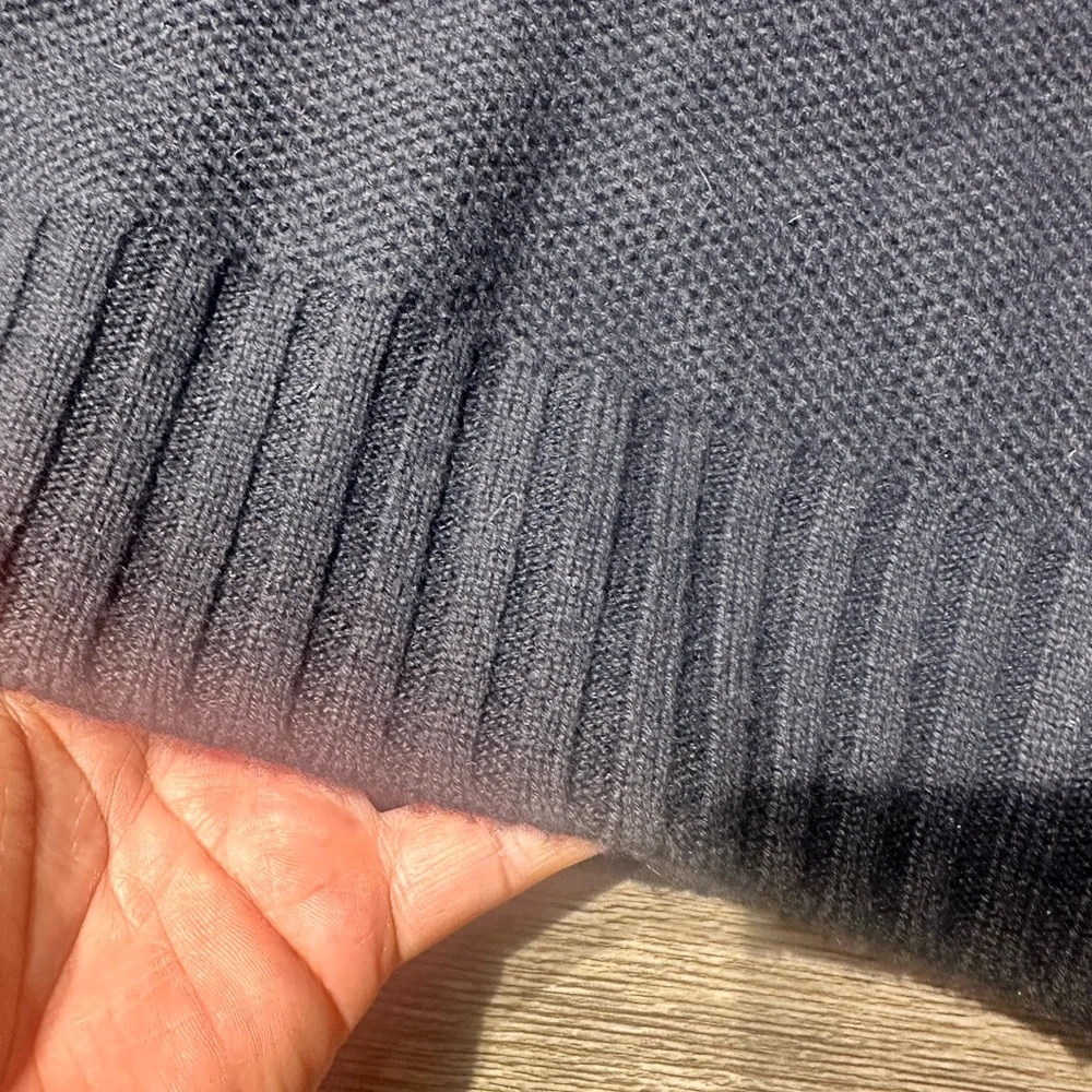 Elegant black Women's Sweater 100% CASHMERE. - Picture 11 of 14